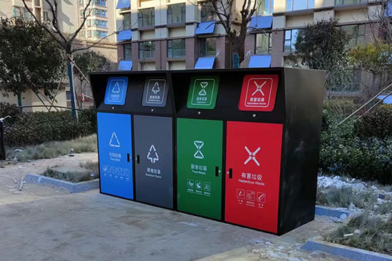 小區安裝四分類垃圾桶罩，垃圾分類亭